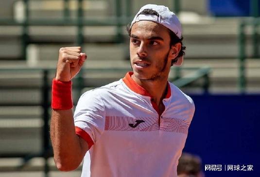 英格兰以3 英格兰以3