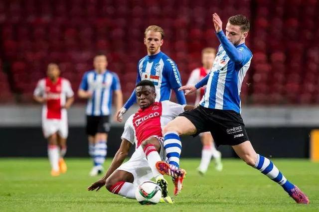 新加坡球迷 新加坡球迷