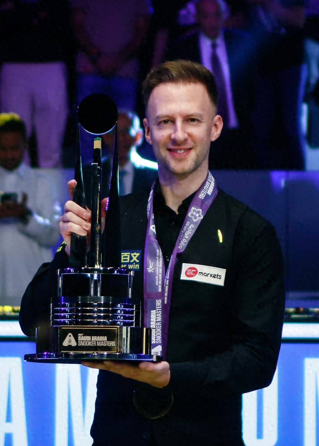 他发现自己 他发现自己